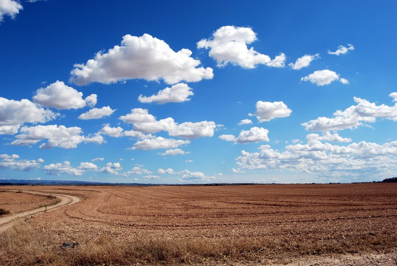 field clouds sky earth horizon plowing cloudy 4k