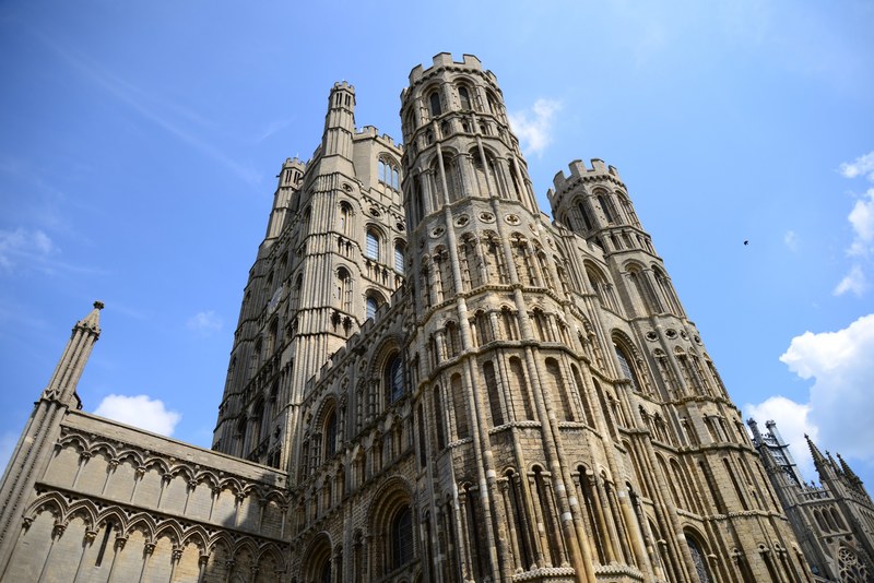 ely cathedral colossal church perspective 4k