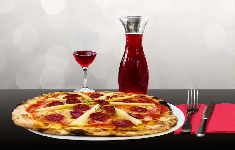 eat drink restaurant pizza wine wine glass carafe 4k