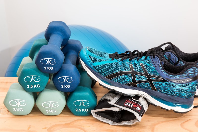 dumbbells training fitness gym workout exercise 4k