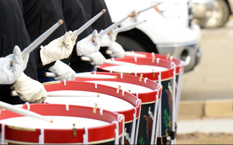 drummers drums soldiers historic old guard 4k