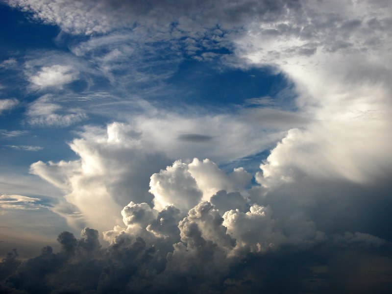 cumulus clouds dramatic white blue sky weather 4k
