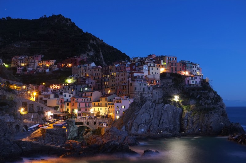 cinque terre town italy village famous tourism 4k