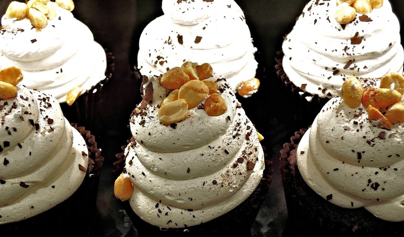 chocolate cupcake whipped cream peanuts chocolate 4k