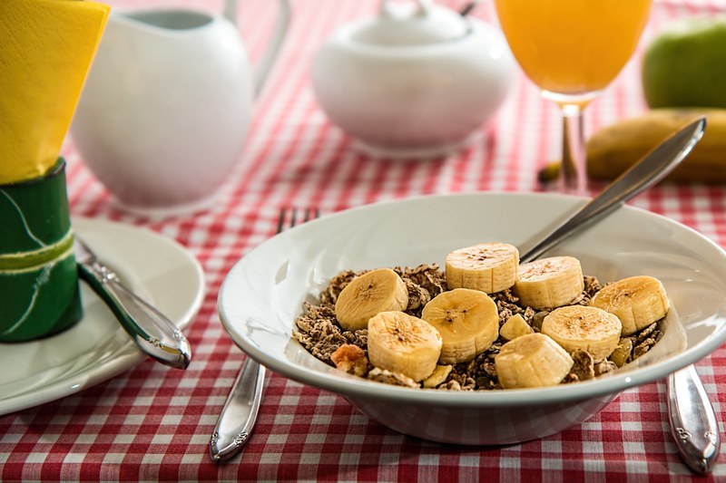 cereal breakfast meal food bowl nutrition morning 4k