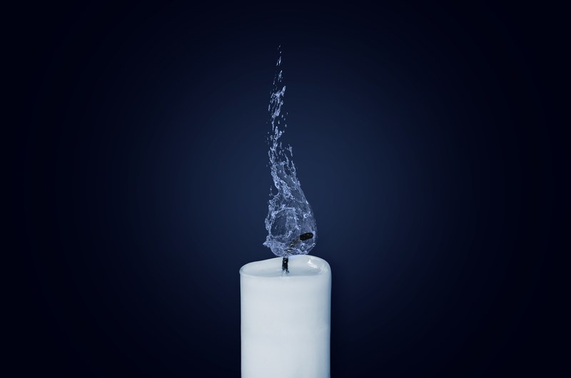 candle flame water candlelight burn light 4k