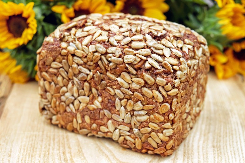 bread whole wheat bread organic bread grains 4k