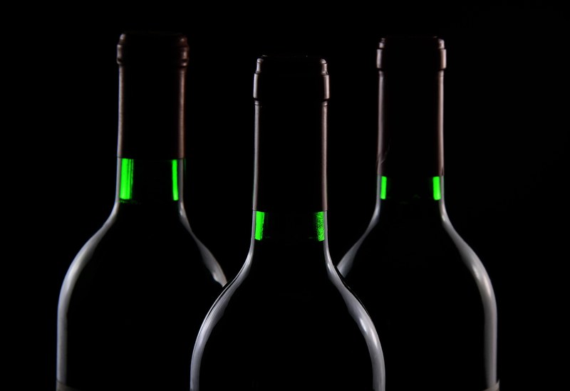 bottle beverage wine drink alcohol alcoholic 4k