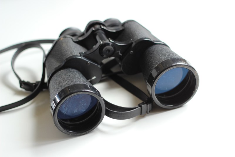 binoculars old antique equipment white spy 4k
