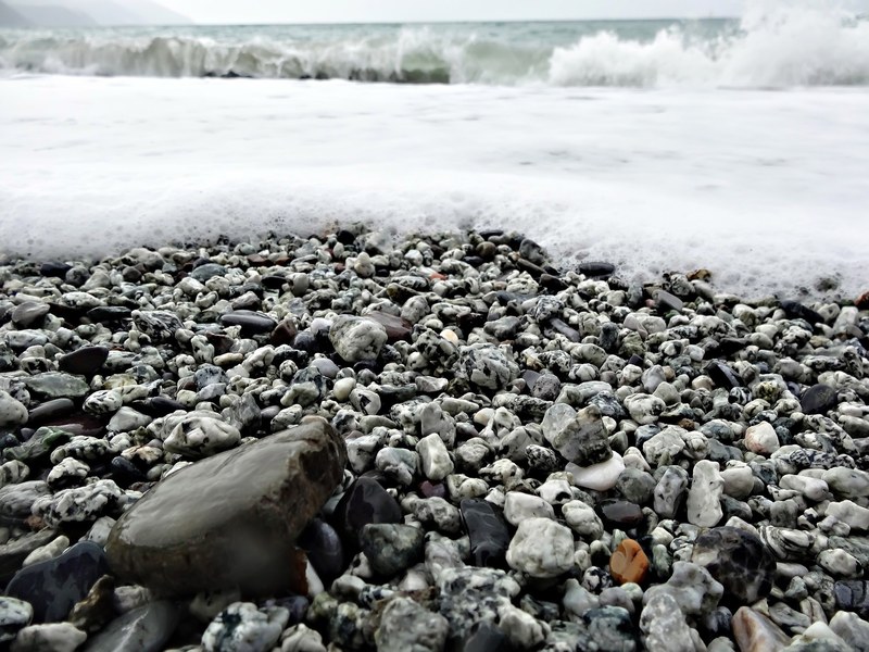 beach sea ocean water coast mediterranean stones 4k