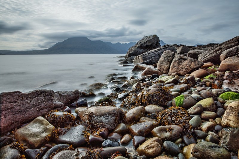 beach rock coast scotland isle of skye elgol 4k