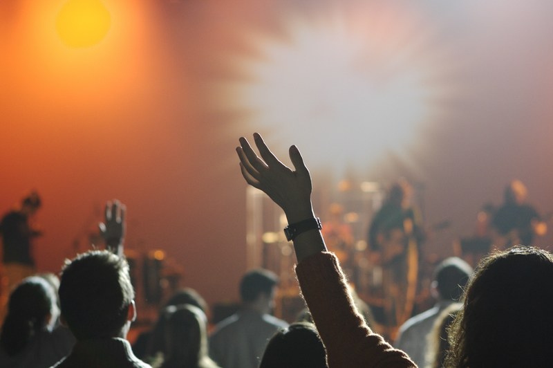 audience concert music entertainment people crowd 4k