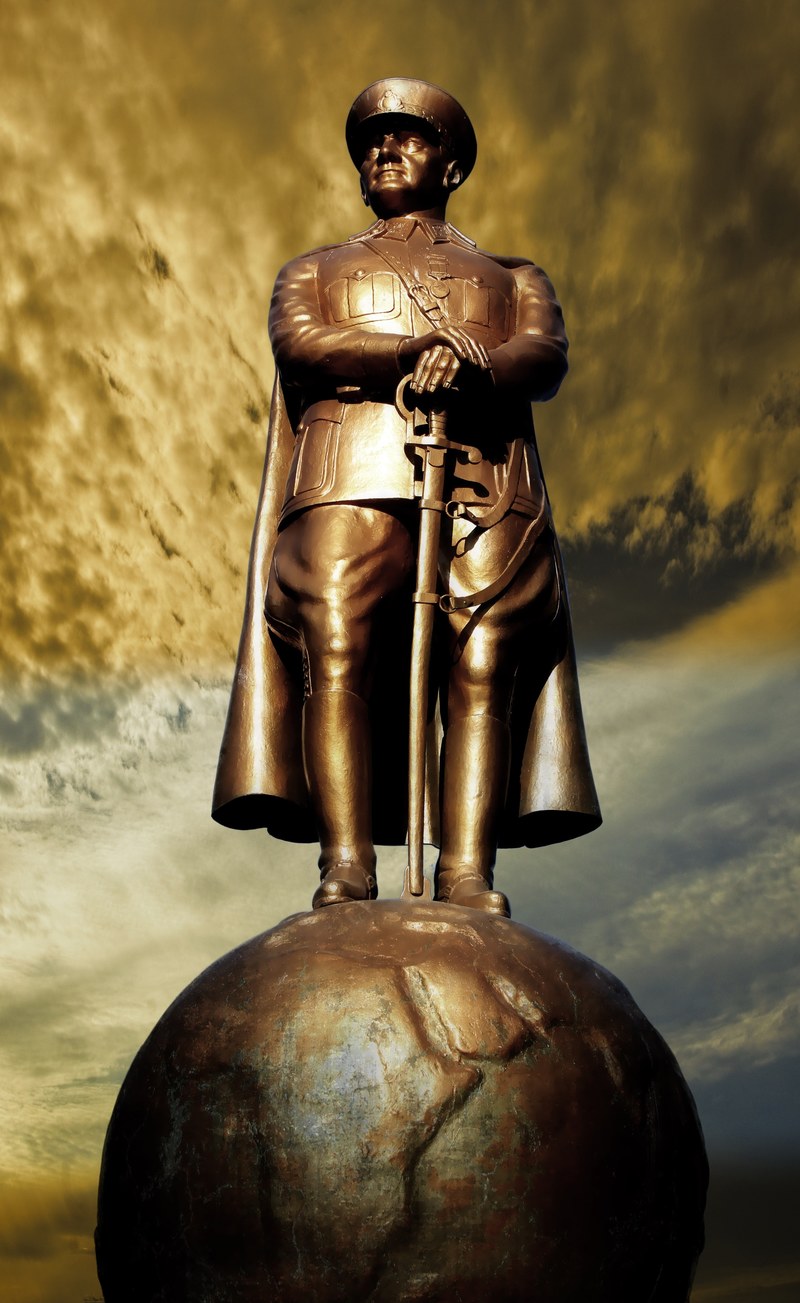 atatürk sculpture statue shiny metal leader 4k