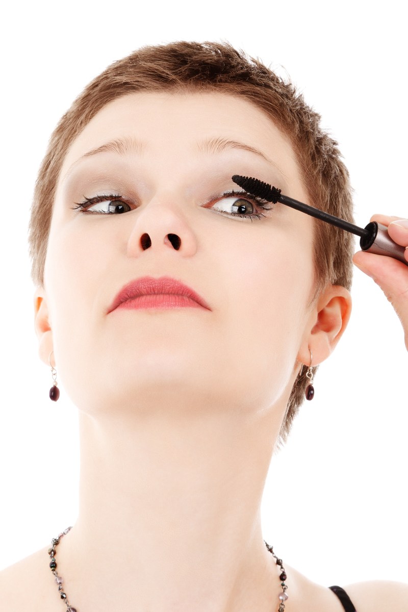 applying beauty cosmetic cosmetics eye eyelash 4k