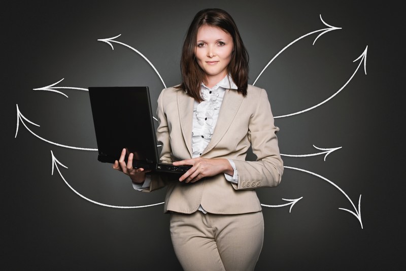analytics computer hiring database design network 4k