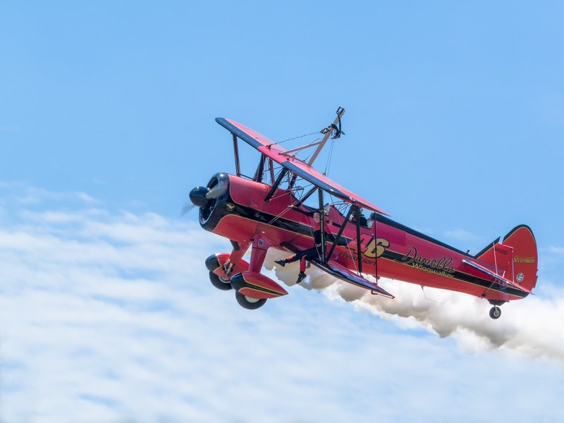 aircraft double decker wingwalker oldtimer 4k