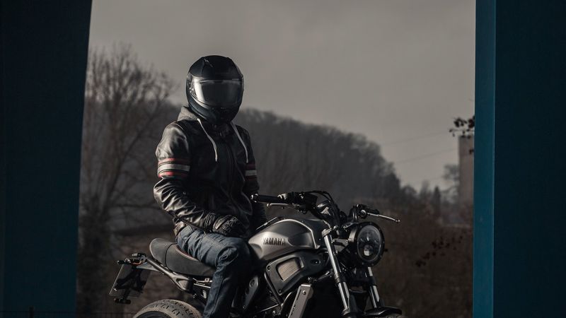 motorcyclist, helmet, motorcycle, wheels, 4k