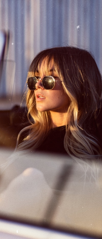 Women Model, Sunglasses, 1644x3840