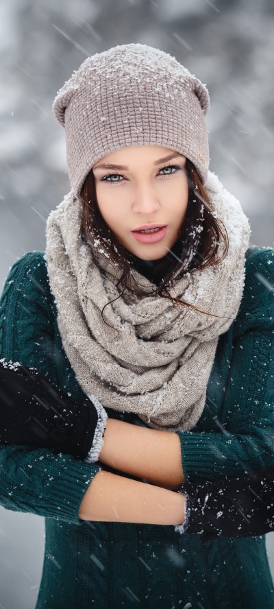 Women Angelina Petrova, Model, Scarf, Snowfall, Hat, 1440x3200