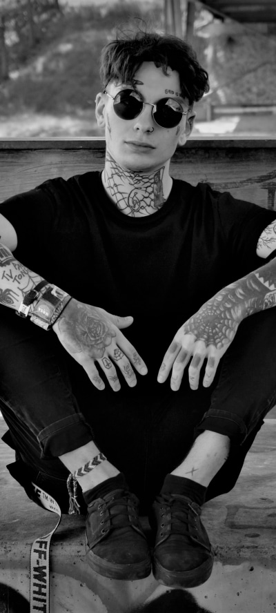 Men Model, Sunglasses, Tattoo, Black and White, 1440x3200
