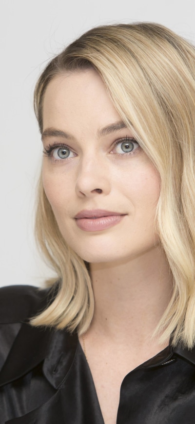 Celebrity Margot Robbie, Face, Blue Eyes, Australian, Blonde, 1440x3120