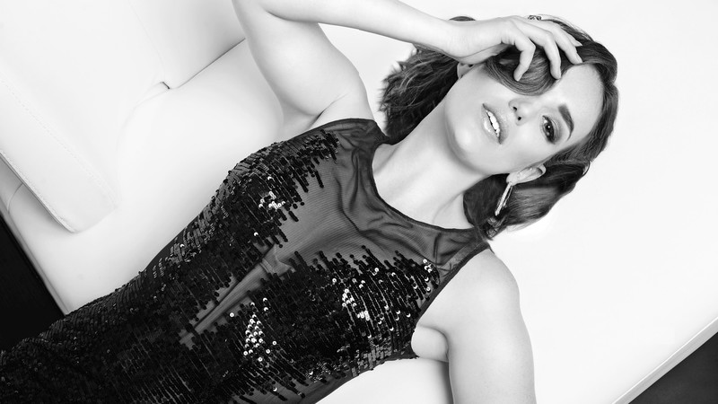 Elizabeth Henstridge, beauty, brunette, 4k