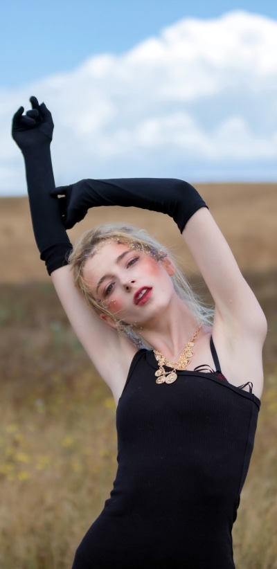 Women Model, Depth Of Field, Blonde, Black Dress, 1440x2960