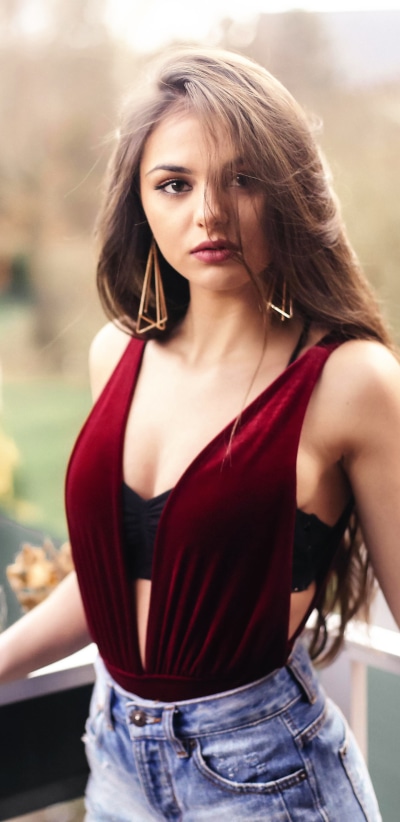 Women Model, Earrings, Brunette, 1440x2960