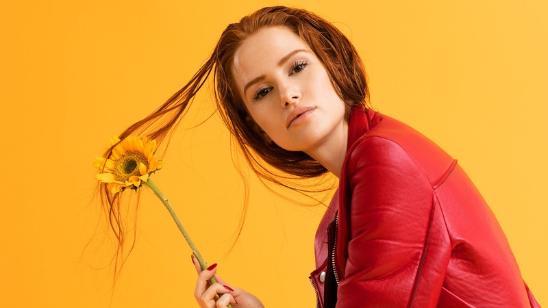Madelaine Petsch, photo, orange, 4K