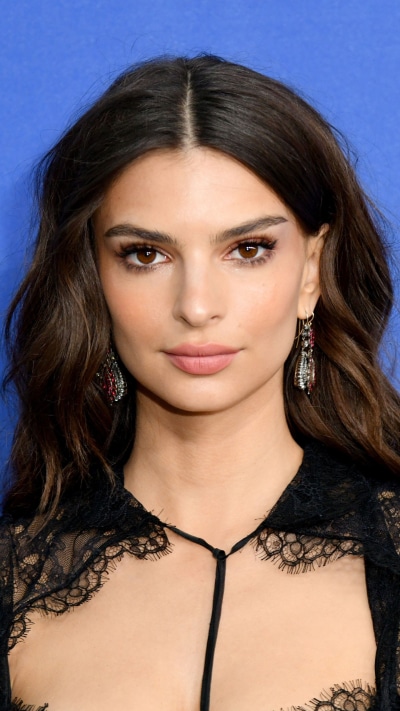 Celebrity Emily Ratajkowski, Earrings, 1440x2560