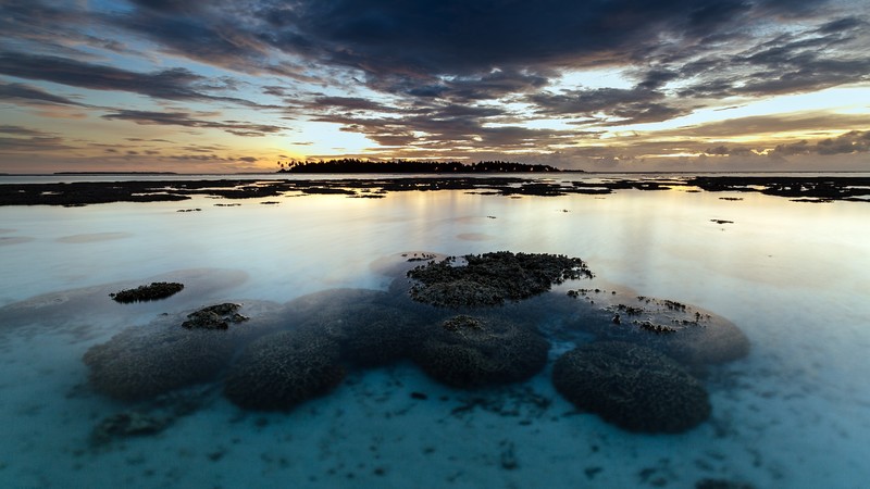 Sea, 4K, river, stones, sky, clouds