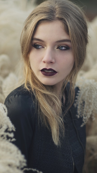 Women Model, Blonde, Lipstick, Plant, 1440x2560
