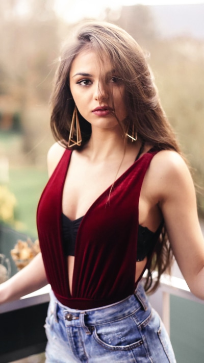 Women Model, Earrings, Brunette, 1440x2560