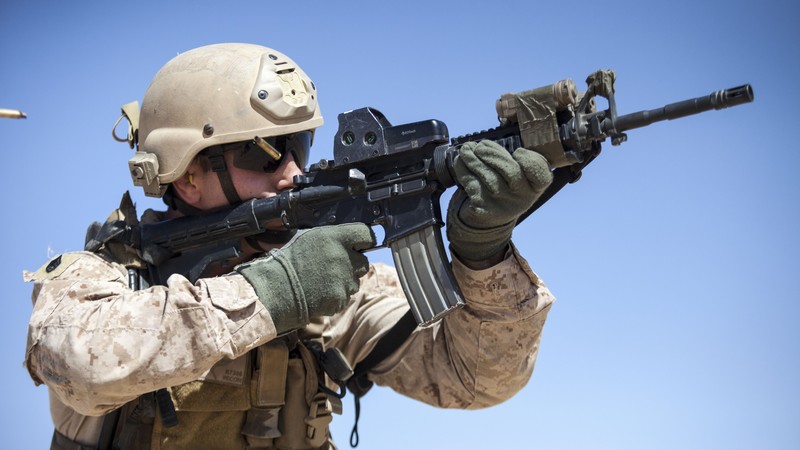 AR-15, M-16, red sight, U.S. Army, Marine Corps