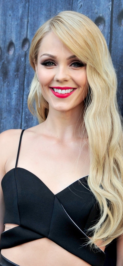 Celebrity Laura Vandervoort, Lipstick, Actress, Blonde, Canadian, Smile, 1242x2688