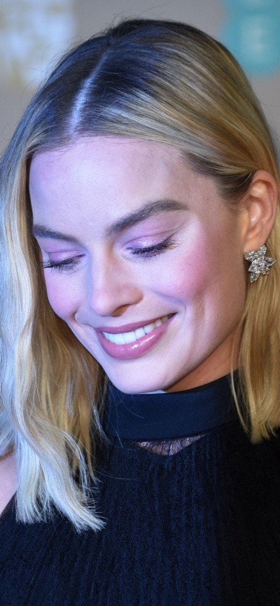 Celebrity Margot Robbie, Actress, Australian, Smile, Blonde, 1242x2688