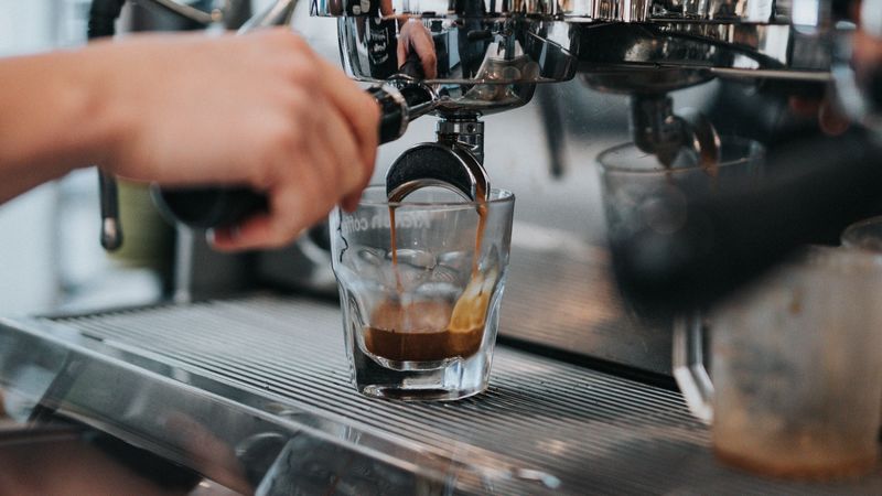 coffee, coffee machine, hands, apparatus, 4k