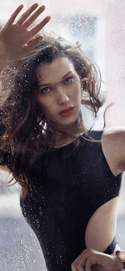 Celebrity Bella Hadid, Wristwatch, 1125x2436