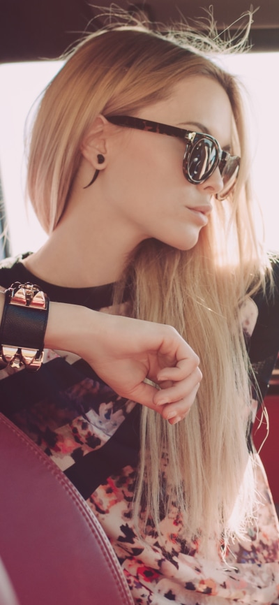 Women Model, Sunglasses, Car, Blonde, 1125x2436