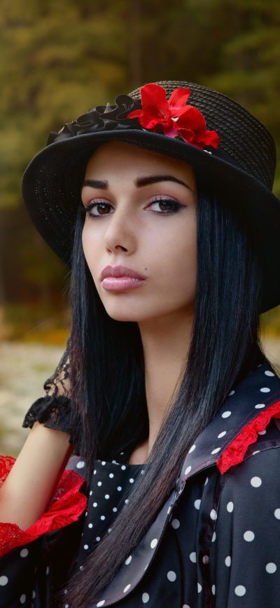 Women Model, Hat, Brown Eyes, Black Hair, 1125x2436