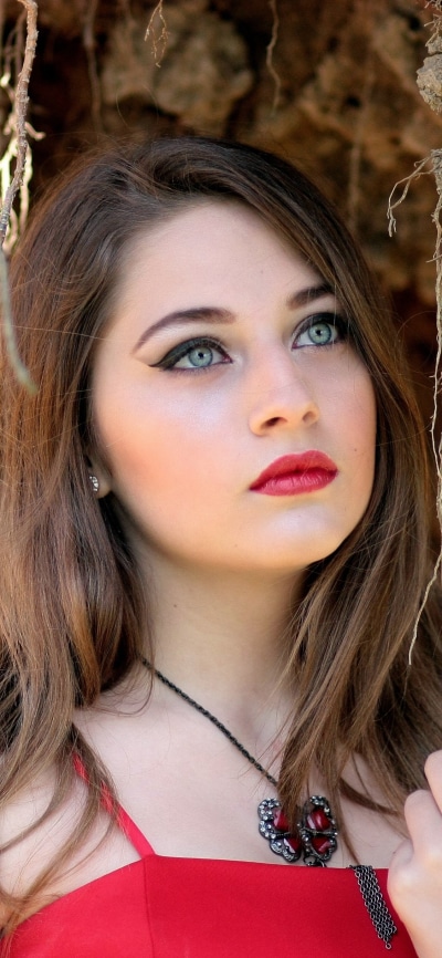 Women Model, Necklace, Brunette, Lipstick, 1125x2436