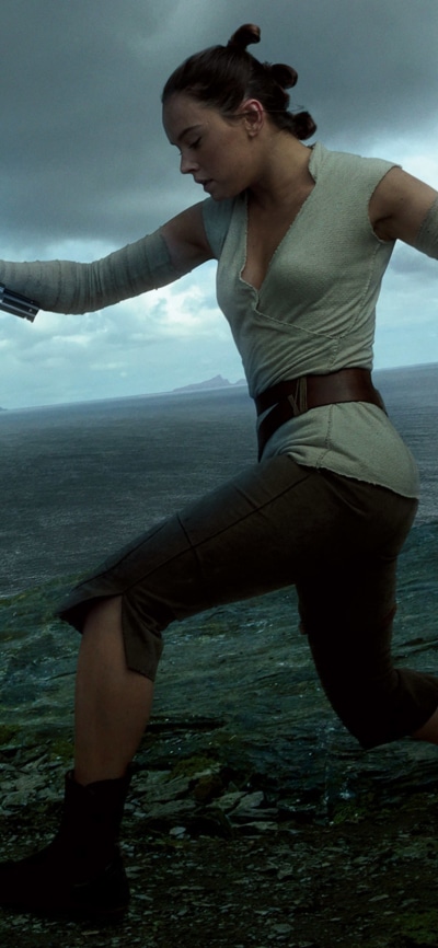 Movie Star Wars: The Last Jedi, Lightsaber, Rey (Star Wars), Star Wars, Daisy Ridley, 1125x2436