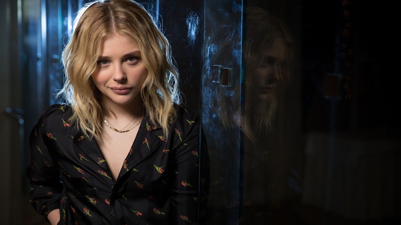 Chloe Moretz, actress, blonde, portrait