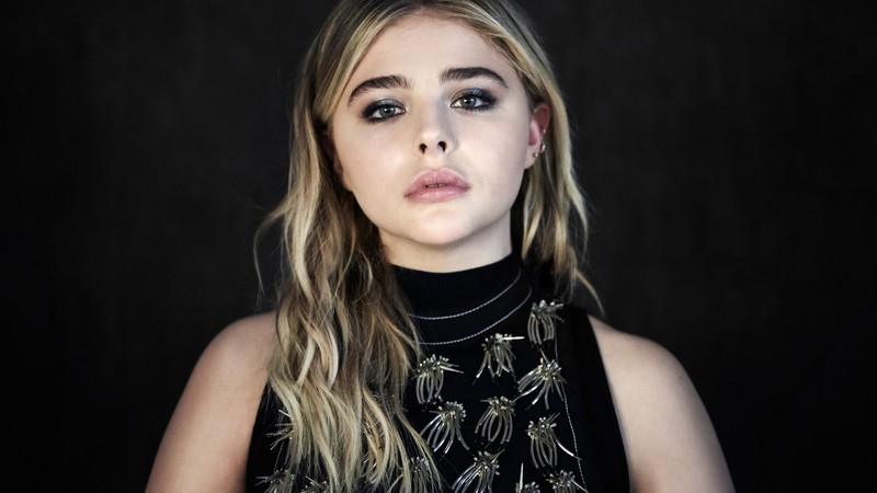 Chloe Moretz, actress, blonde, portrait