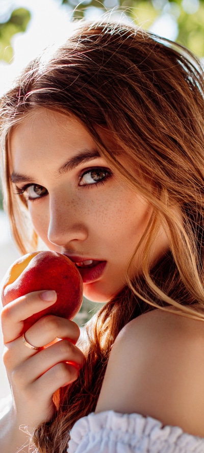 Women Model, Brown Eyes, Apple, 1080x2400