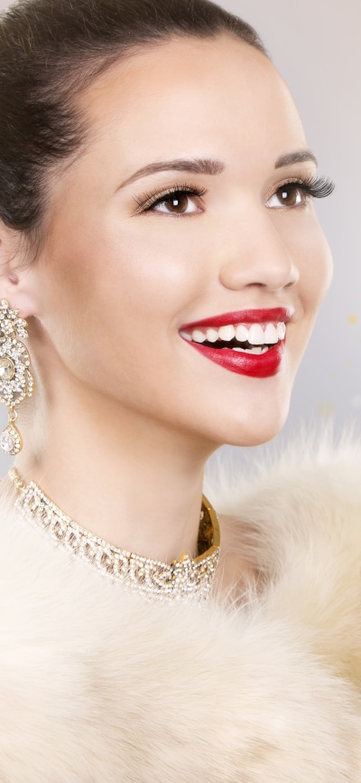 Women Model, Smile, Lipstick, Necklace, Brown Eyes, Face, 1080x2340