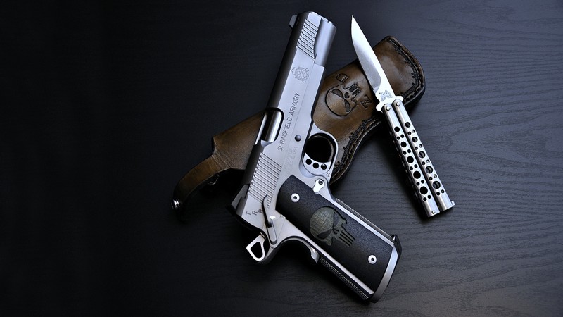 Springfield 1911, Pistol, balisong