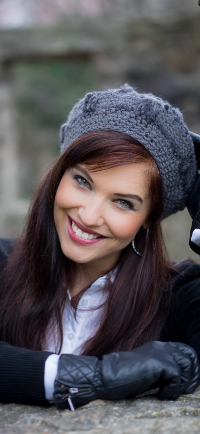 Women Model, Hat, Smile, Brunette, Blue Eyes, 1080x2340