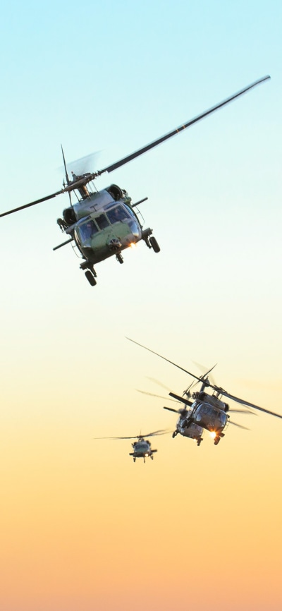 Military Sikorsky UH-60 Black Hawk, Attack Helicopter, Aircraft, Helicopter, 1080x2340