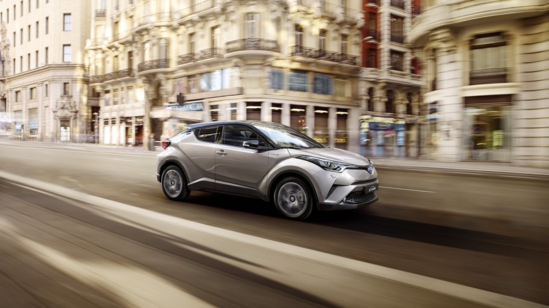 Toyota C-HR, crossover